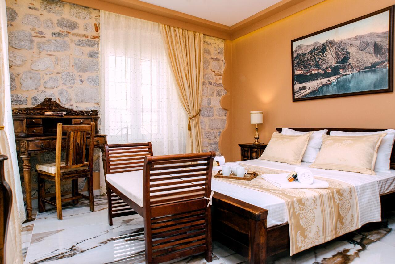 D & Sons Apartments Kotor Exterior photo