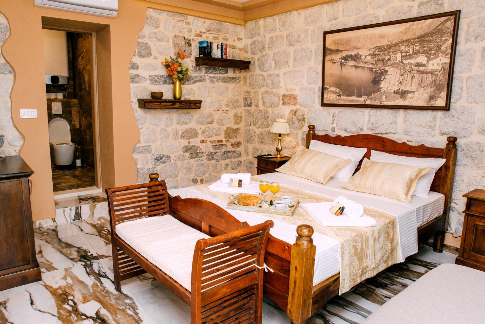 D & Sons Apartments Kotor Exterior photo