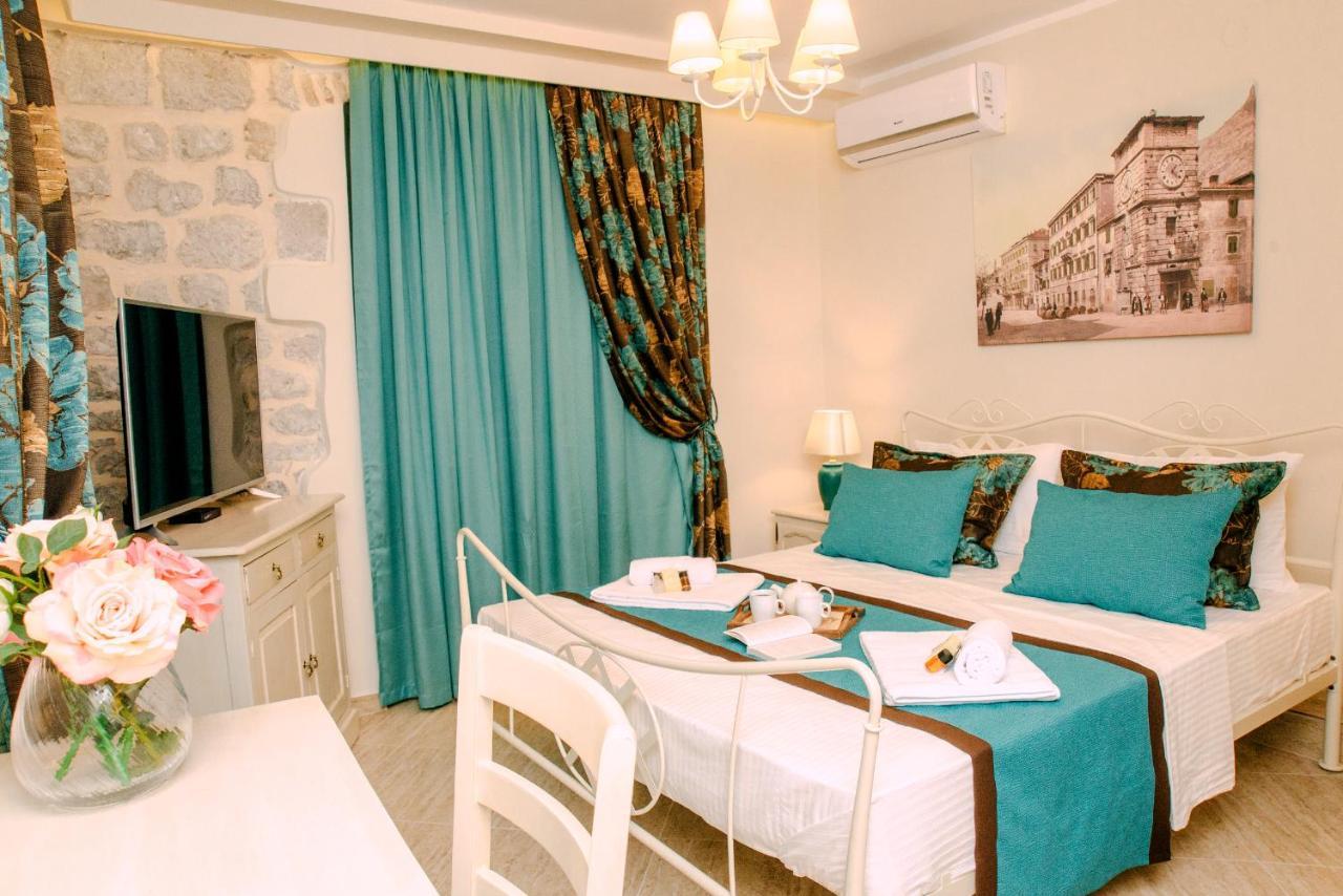 D & Sons Apartments Kotor Exterior photo