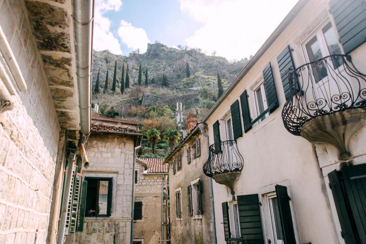 D & Sons Apartments Kotor Exterior photo